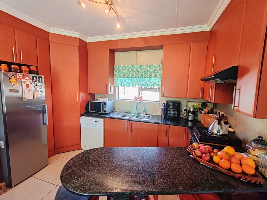 2 Bedroom Property for Sale in Waterberry Estate North West